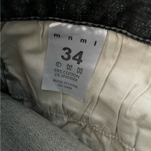 M1 Stretch-distressed Denim - Picture 3 of 4